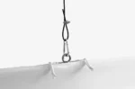 Ronde hangende banner Ringfloat als plafond banner boven een beursstand van Eventshop.