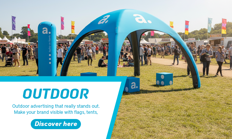 Outdoor mobile banner web