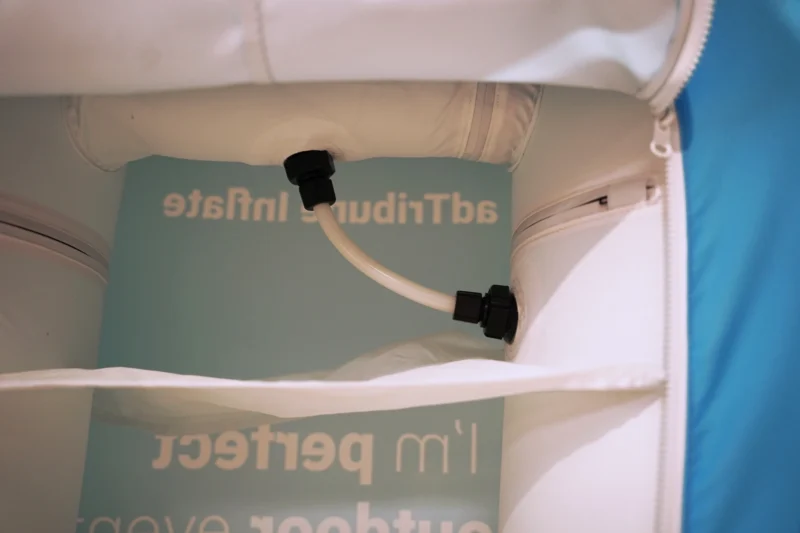 opblaasbare beursbalie bedrukken - balie bedrukken - presentatiebalie